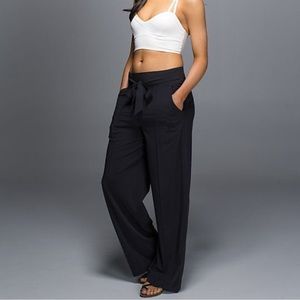 Lululemon noir pant- black 4